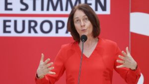 Zoll-Deal: Barley sieht EU-Kommission "eingeknickt" Zoll-Deal: Barley sieht EU-Kommission "eingeknickt"