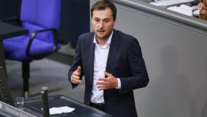 SPD drängt EU zum Durchgreifen gegen Musks Plattform X SPD drängt EU zum Durchgreifen gegen Musks Plattform X