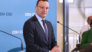 Spahn verteidigt persönliches Engagement beim Maskenkauf Spahn verteidigt persönliches Engagement beim Maskenkauf