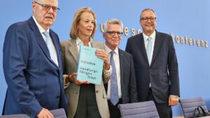 Initiative fordert entschlossene Staatsreform Initiative fordert entschlossene Staatsreform