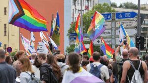 Wegner: "Regenbogenfahne steht für die Grundwerte dieser Stadt" Wegner: "Regenbogenfahne steht für die Grundwerte dieser Stadt"