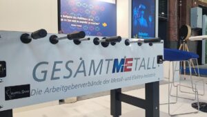 Gesamtmetall drängt auf tiefgreifende Sozialstaatsreformen Gesamtmetall drängt auf tiefgreifende Sozialstaatsreformen