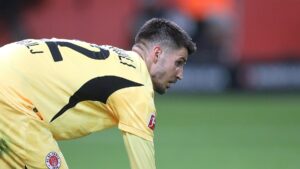 DFB-Pokal: Norderstedt unterliegt St. Pauli im Elfmeterschießen DFB-Pokal: Norderstedt unterliegt St. Pauli im Elfmeterschießen