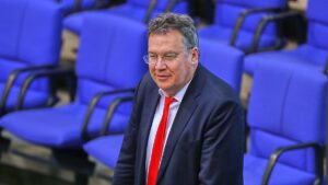 PKM-Chef weist CDU-Steuervorstoß scharf zurück – SPD begrüßt ihn PKM-Chef weist CDU-Steuervorstoß scharf zurück – SPD begrüßt ihn