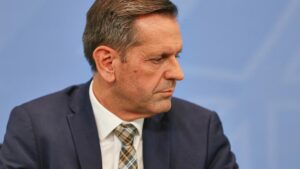 Niedersachsens Ministerpräsident fürchtet Staatszersetzung von innen Niedersachsens Ministerpräsident fürchtet Staatszersetzung von innen