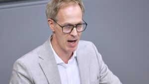 SPD will nach Spionagefall mehr Befugnisse für Nachrichtendienste SPD will nach Spionagefall mehr Befugnisse für Nachrichtendienste