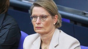 Hubig prüft Verschärfung der Frauenquote Hubig prüft Verschärfung der Frauenquote