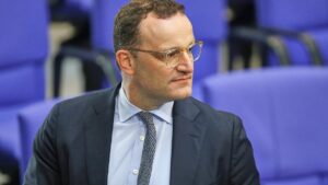 Spahn begründet Koalitionsprobleme mit unerfahrenen Abgeordneten Spahn begründet Koalitionsprobleme mit unerfahrenen Abgeordneten