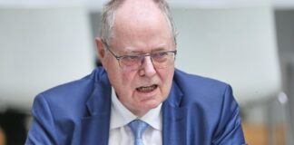 Steinbrück wirbt für umfassende Sozialreformen