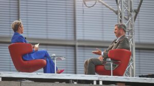 Söder zweifelt an Bundeswehr-Einsatz in Ukraine Söder zweifelt an Bundeswehr-Einsatz in Ukraine