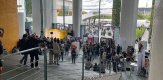 100.000 Besuche beim "Tag der offenen Tür" der Bundesregierung