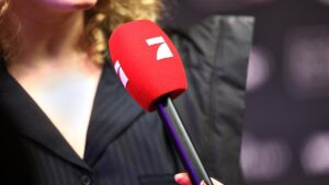 Berlusconi-Familienholding übernimmt Mehrheit an ProSiebenSat.1 Berlusconi-Familienholding übernimmt Mehrheit an ProSiebenSat.1