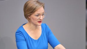 Brantner will bei AfD-Diskussion Partei und Wählerschaft trennen Brantner will bei AfD-Diskussion Partei und Wählerschaft trennen