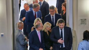 Umfrage: Mehrheit glaubt nicht an "Neustart" der Koalition Umfrage: Mehrheit glaubt nicht an "Neustart" der Koalition