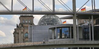 Bundestag lehnt Hausausweise für mehrere Abgeordneten-Mitarbeiter ab