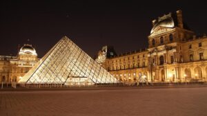 Experte: Louvre-Kronjuwelen tauchen wahrscheinlich nicht mehr auf Experte: Louvre-Kronjuwelen tauchen wahrscheinlich nicht mehr auf