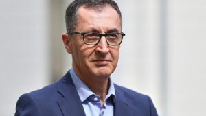 Cem Özdemir: Verbrenner-Aus 2035 "nicht umsetzbar" Cem Özdemir: Verbrenner-Aus 2035 "nicht umsetzbar"