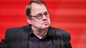 Linksfraktionschef fordert offenen Umgang mit Belastung in Politik Linksfraktionschef fordert offenen Umgang mit Belastung in Politik