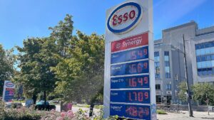 Erneut leichter Rückgang der Kraftstoffpreise