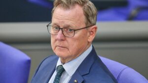 Ramelow: "Nationale Symbole werden jeden Tag mit Füßen getreten"