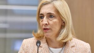 Warken: GKV-Sparpaket hat keine "direkten Auswirkungen" auf Bürger