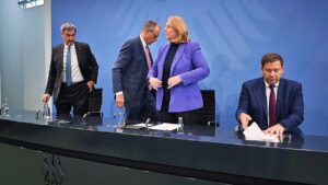 Grüne werfen Koalition "Realitätsverlust" bei Bürgergeld-Reform vor Grüne werfen Koalition "Realitätsverlust" bei Bürgergeld-Reform vor