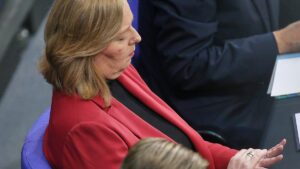 JU-Chef Winkel wirft Bas milliardenschwere Trickserei bei Rente vor