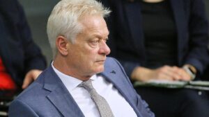 Rainer will Schutzstatus von Bibern und Fischerottern absenken Rainer will Schutzstatus von Bibern und Fischerottern absenken