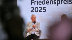 Friedenspreis des Buchhandels an Karl Schlögel verliehen Friedenspreis des Buchhandels an Karl Schlögel verliehen