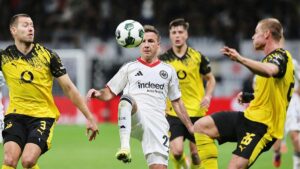 DFB-Pokal: Dortmund schlägt Frankfurt im Elfmeterschießen DFB-Pokal: Dortmund schlägt Frankfurt im Elfmeterschießen