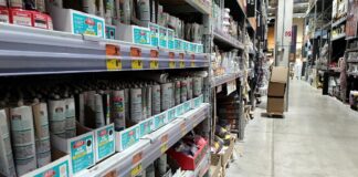 Stimmung im Einzelhandel bleibt verhalten