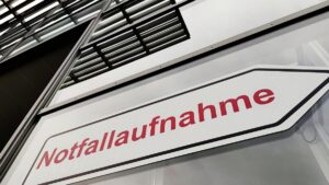 Warken will mit Notfallreform Milliarden einsparen