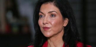 Reiche verteidigt möglichen Covestro-Deal