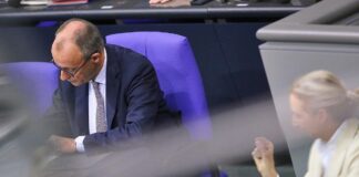 Politbarometer: Union und AfD weiter gleichauf