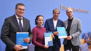 Zusammenhaltsbericht: Mehrheit zu mehr Klimaschutz bereit