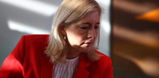 Gesundheitsministerin bringt höhere Zuzahlung ins Spiel