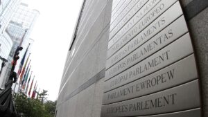 Streit im EU-Parlament über Ausschuss-Reise in die Ukraine