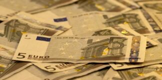 Deutsche spenden wieder mehr für gute Zwecke