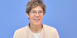 Kramp-Karrenbauer zur Chefin der Konrad-Adenauer-Stiftung gewählt