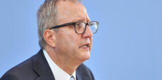 Voßkuhle warnt vor Gefährdung der Demokratie in Deutschland