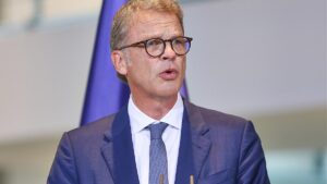 Bankenpräsident fordert höheres Tempo bei Strukturreformen