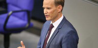 Streeck will Ende der Zwei-Klassen-Medizin bei Facharztterminen