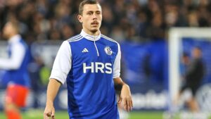 2. Bundesliga: Tabellenführer Schalke gewinnt gegen Nürnberg 2. Bundesliga: Tabellenführer Schalke gewinnt gegen Nürnberg