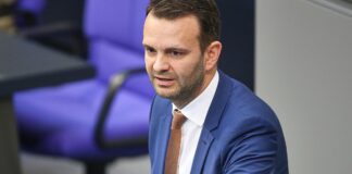 Bericht: CSU schickt Florian Dorn in Rentenkommission