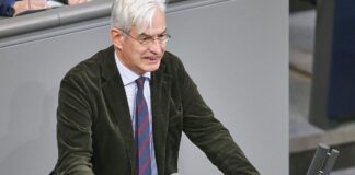 Middelberg verteidigt Schuldenkompromiss für Ukraine-Kredit