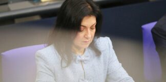 Reiche: "Wir müssen in Deutschland insgesamt mehr arbeiten"