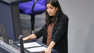 SPD-Migrationspolitikerin erwog Niederlegung ihres Mandats SPD-Migrationspolitikerin erwog Niederlegung ihres Mandats