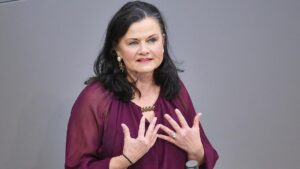 CDU nennt SPD-Erbschaftssteuerplan "Anschlag" auf Arbeitsplätze CDU nennt SPD-Erbschaftssteuerplan "Anschlag" auf Arbeitsplätze