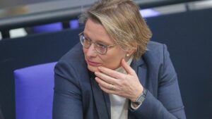 Grok: Hubig will gegen sexualisierte Deepfakes vorgehen Grok: Hubig will gegen sexualisierte Deepfakes vorgehen