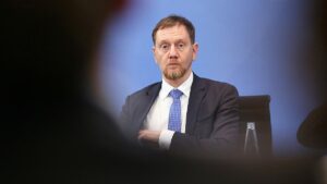 Kretschmer stellt EU-Klimaziele infrage Kretschmer stellt EU-Klimaziele infrage
